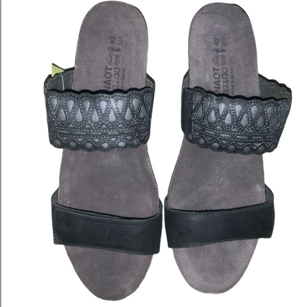 Women's Black Shadow Grey Naot Rise Comfort Wedge Sandal